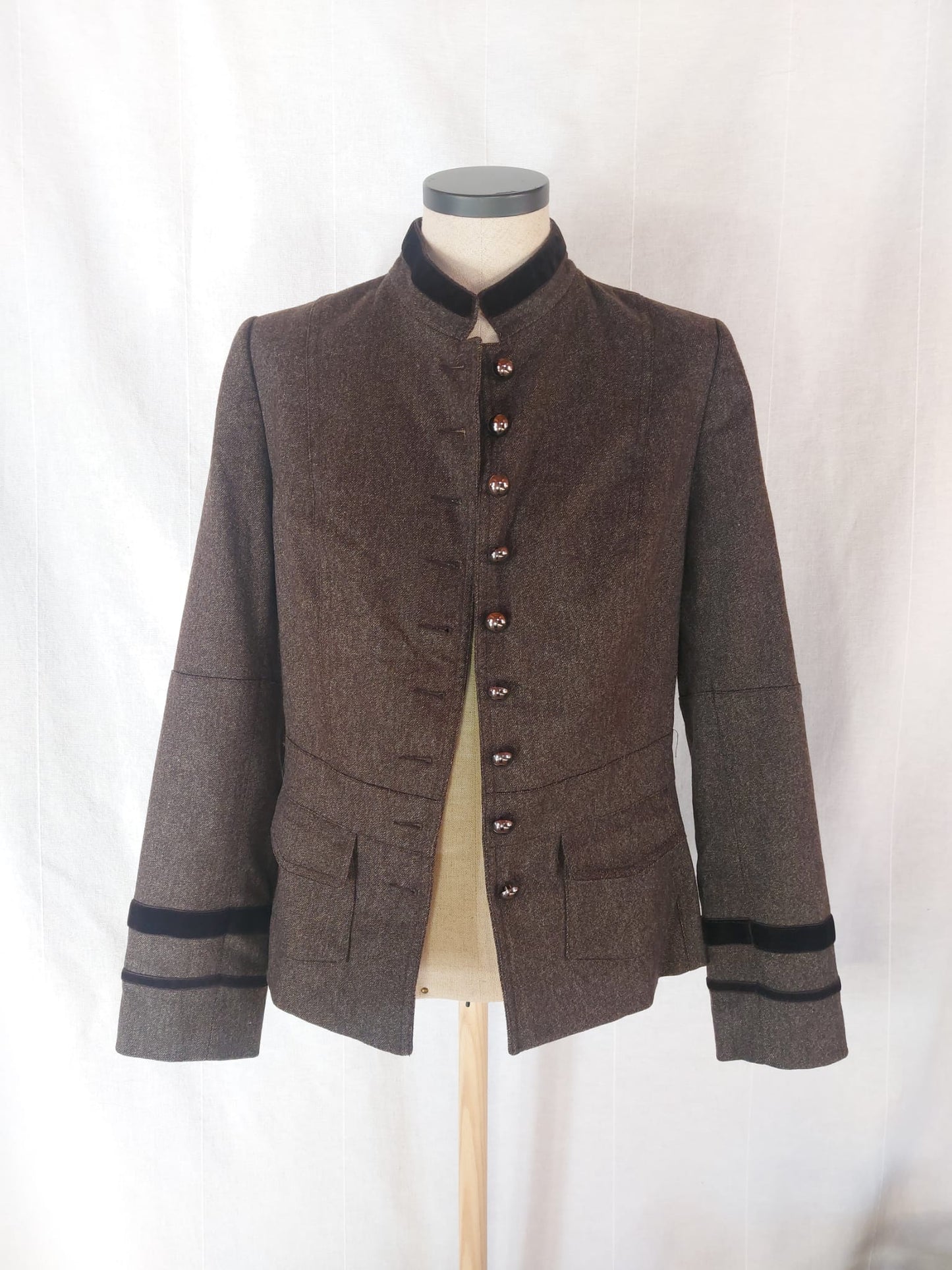 Blazer Caroll