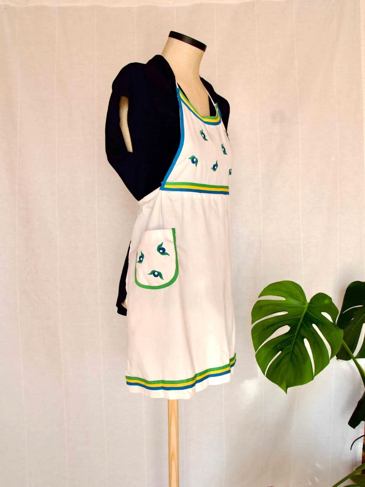 Flowers Apron B