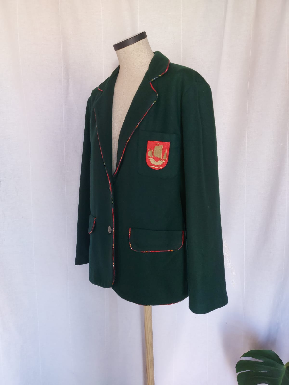 Chaqueta School