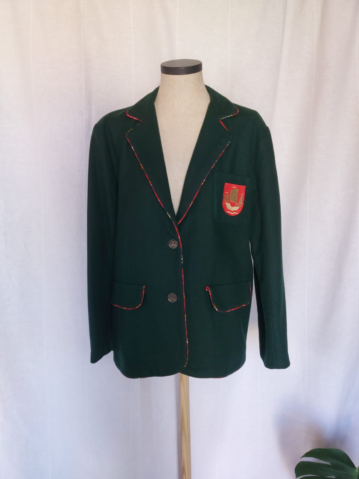 Chaqueta School